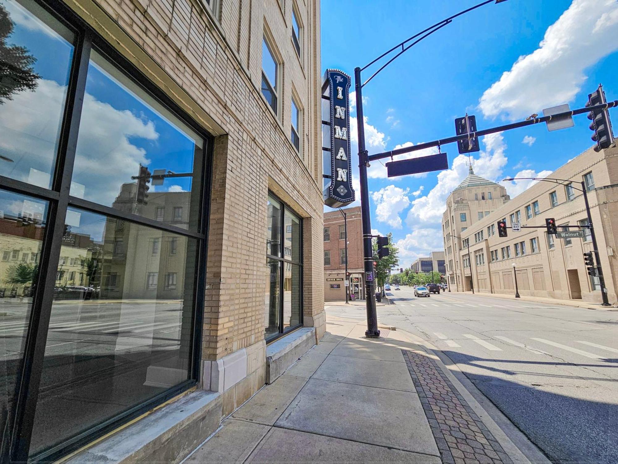 Gorgeous And Spacious Studio At The Historic Inman - 200 Champaign Buitenkant foto